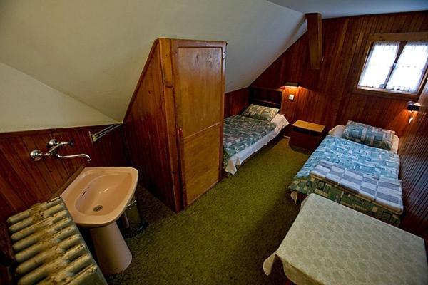 Hostel Schronisko Pttk Samotnia Karpacz Pokoj fotografie